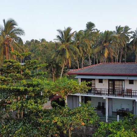 Mango Shade Hotel Dickwella Exterior photo