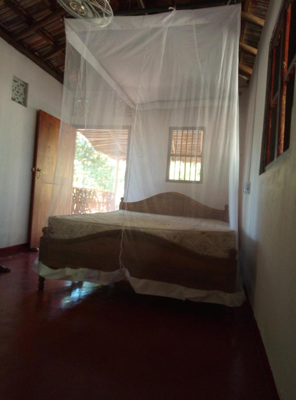 Mango Shade Hotel Dickwella Exterior photo