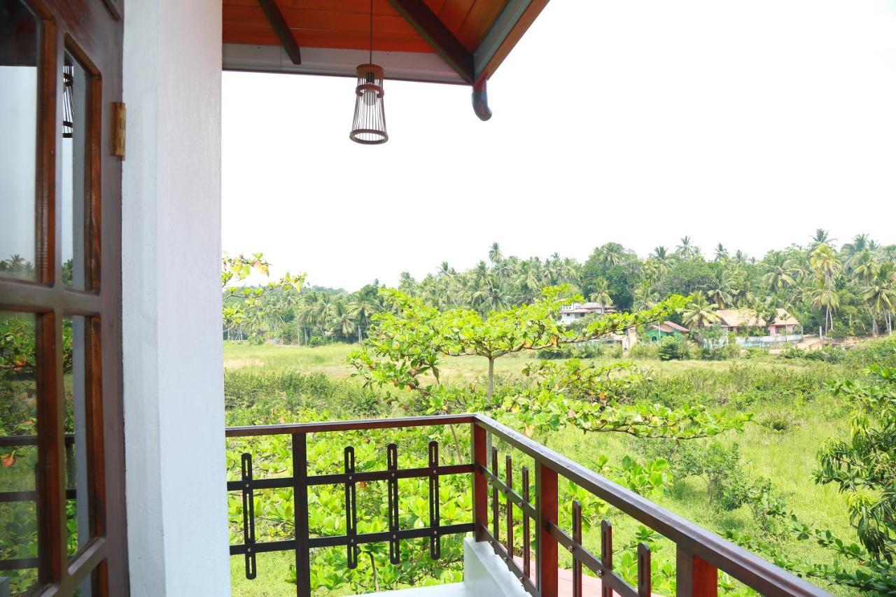 Mango Shade Hotel Dickwella Exterior photo